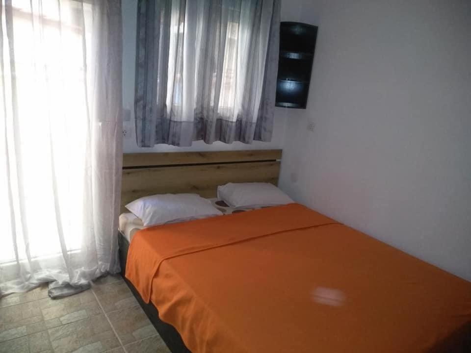 ניאה מיכאניונה Blue Moon Apartments מראה חיצוני תמונה