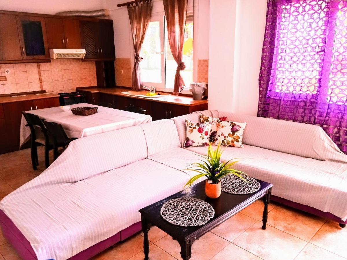 ניאה מיכאניונה Blue Moon Apartments מראה חיצוני תמונה
