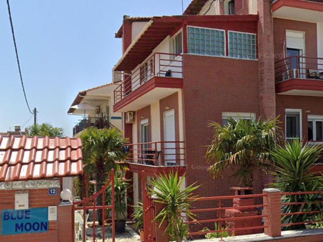 ניאה מיכאניונה Blue Moon Apartments מראה חיצוני תמונה