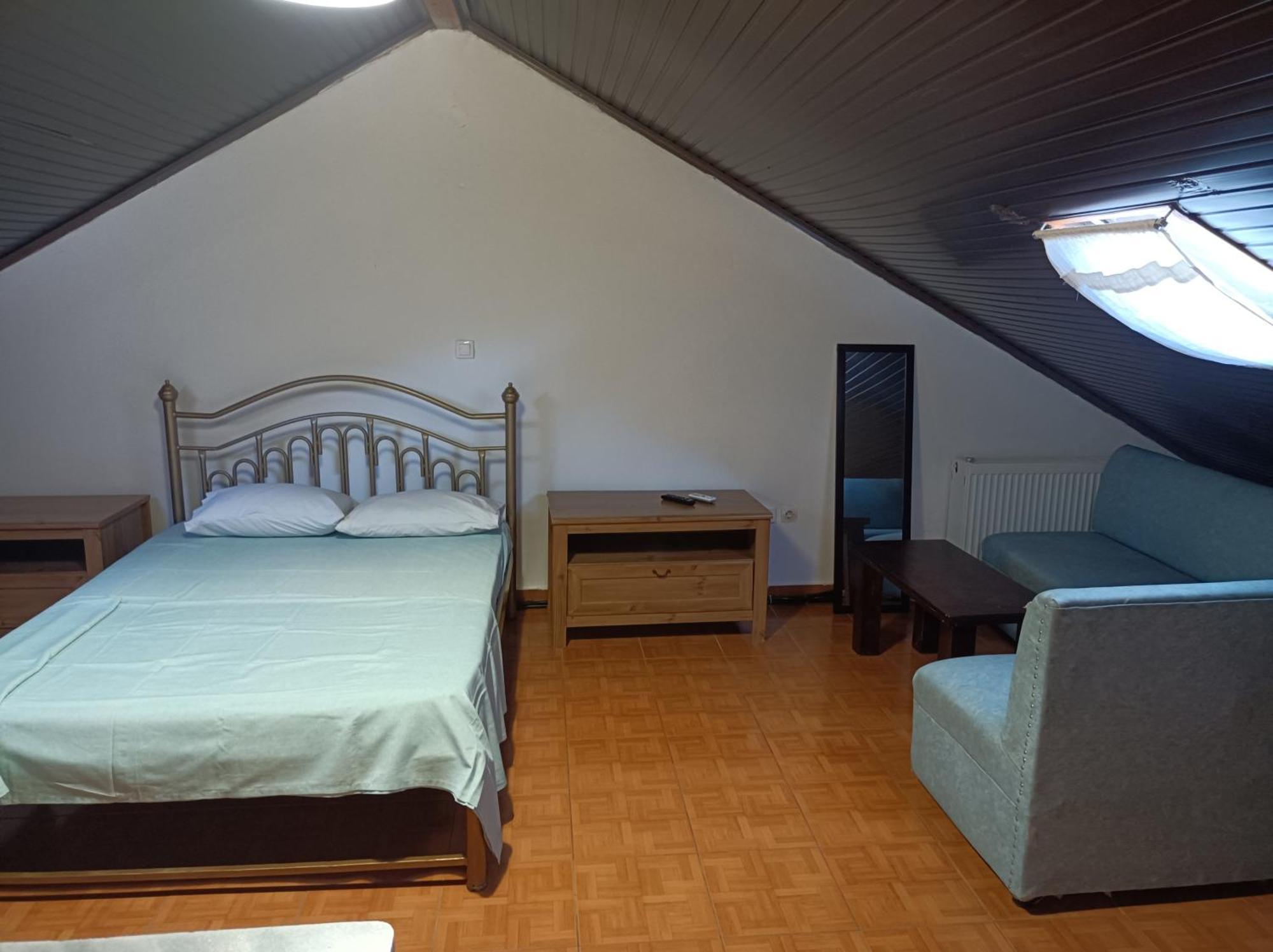 ניאה מיכאניונה Blue Moon Apartments חדר תמונה
