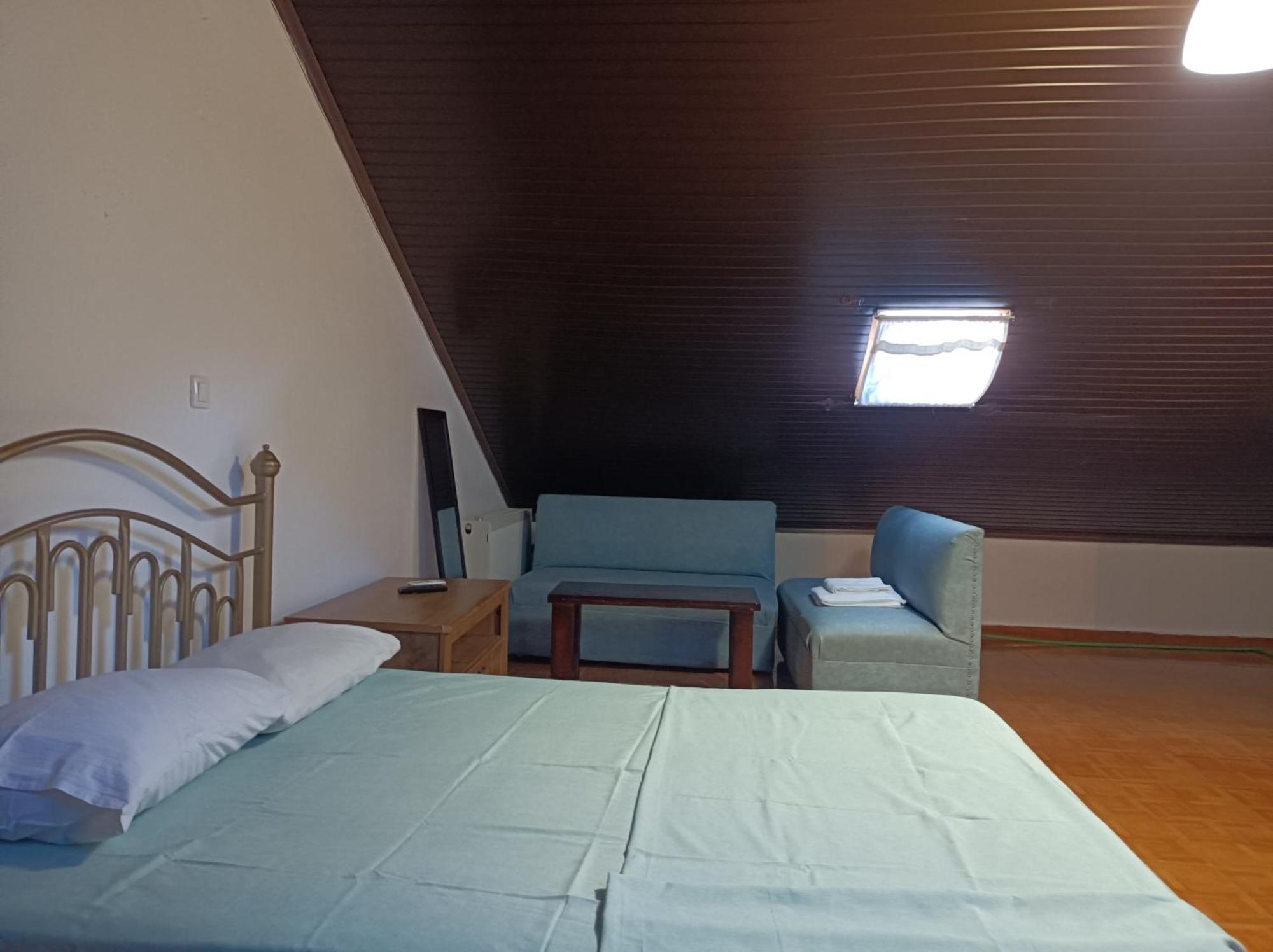ניאה מיכאניונה Blue Moon Apartments חדר תמונה