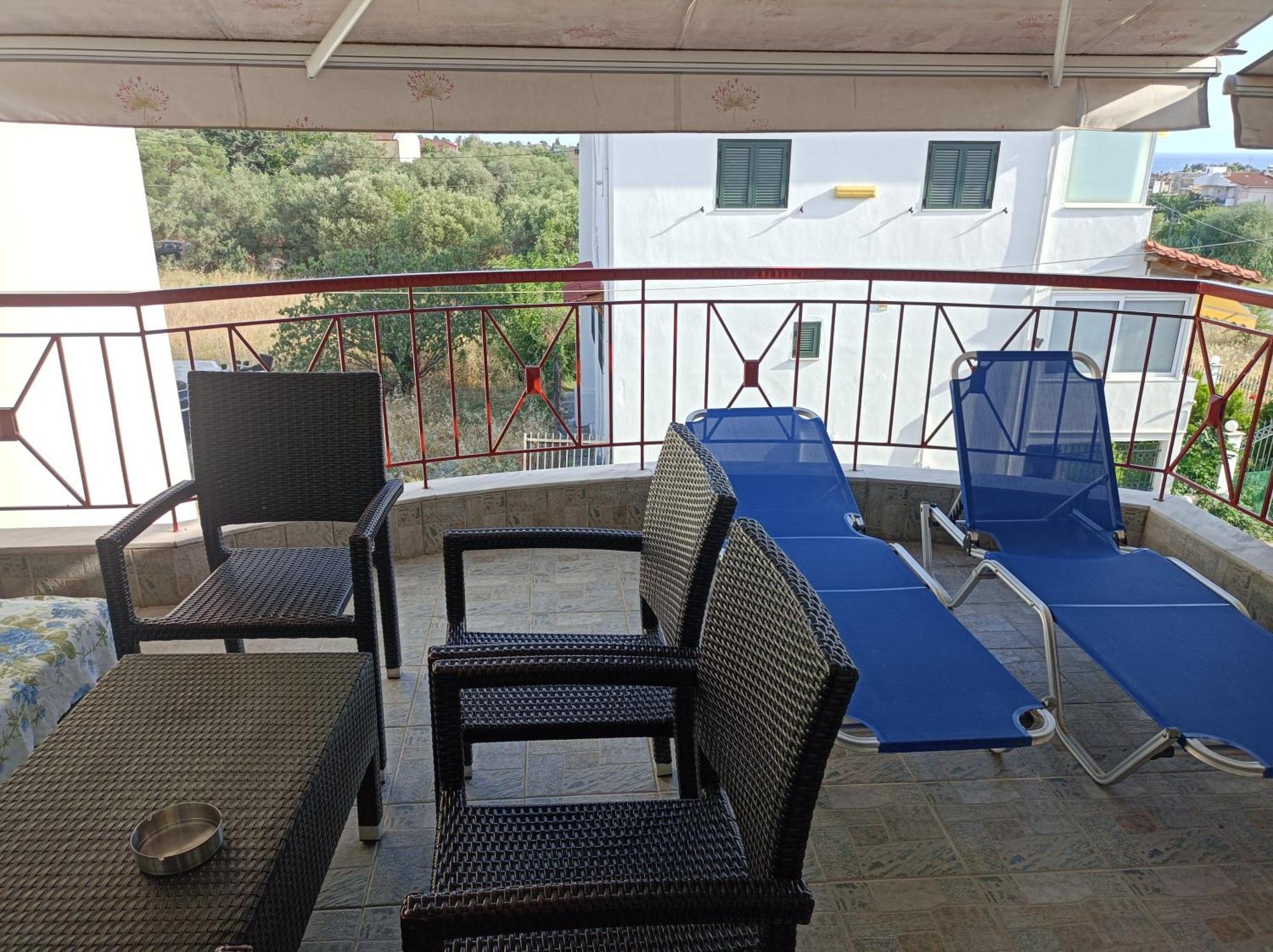ניאה מיכאניונה Blue Moon Apartments חדר תמונה