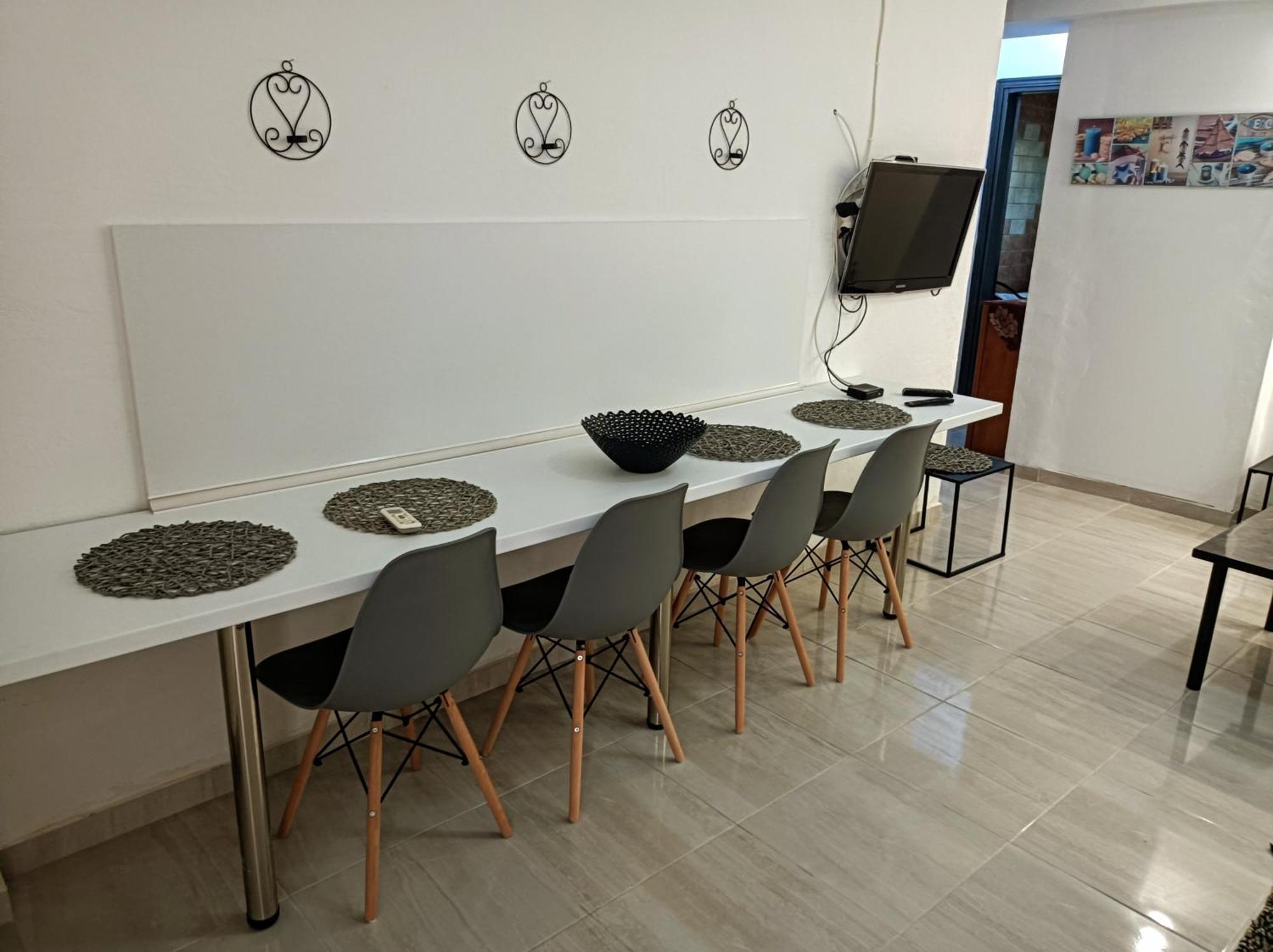 ניאה מיכאניונה Blue Moon Apartments חדר תמונה